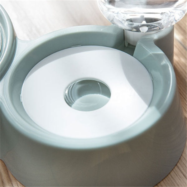 Ball type automatic water refill bowl